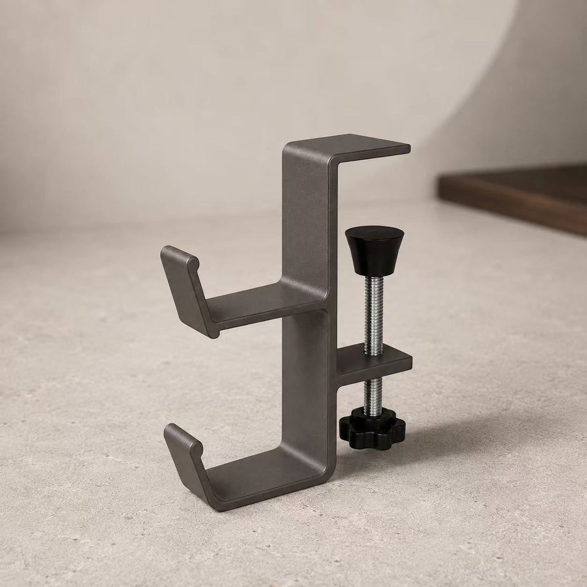 Dual-hook metal desk clamp product detail