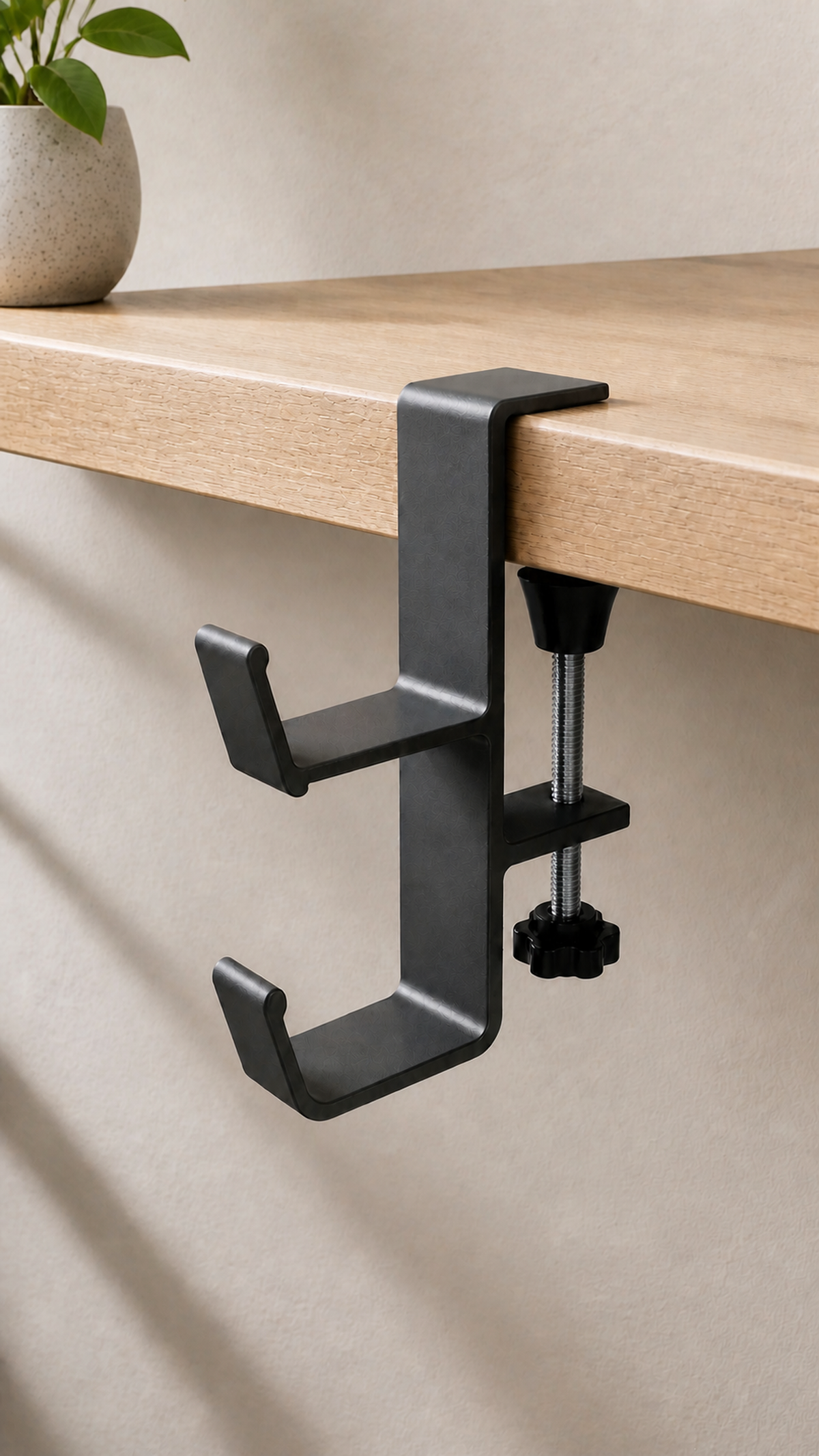 Orvixio dual hook in a realistic kitchen setting